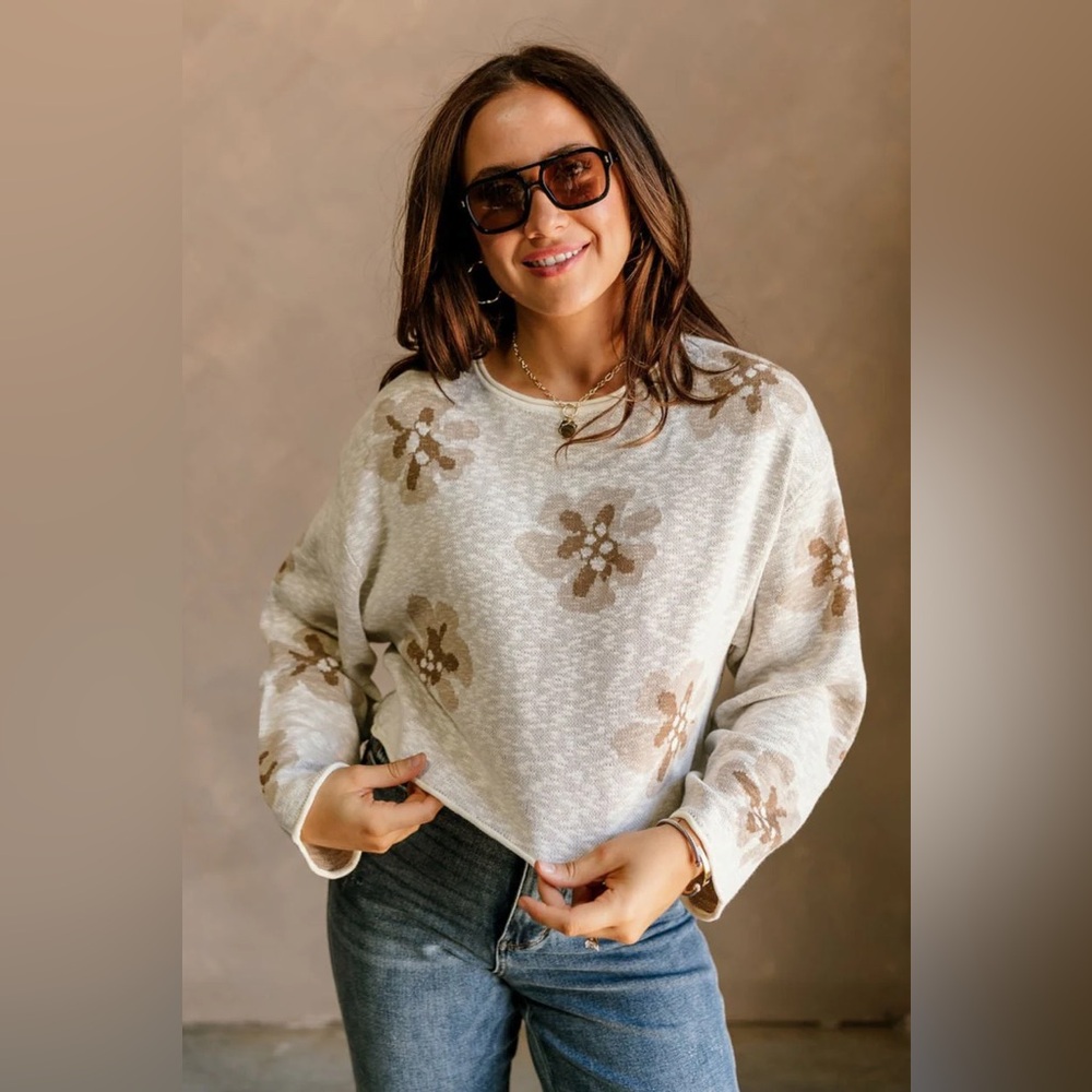 Promesa Cropped Floral Mid-Weight Soft Pullover Sweater Size Medium